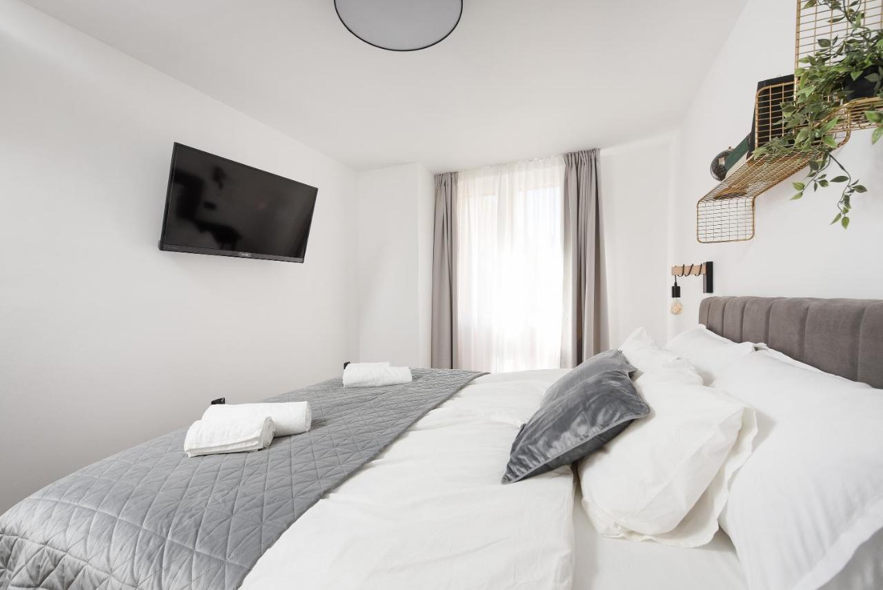Aura Exclusive Apartment & Room 자다르 외부 사진